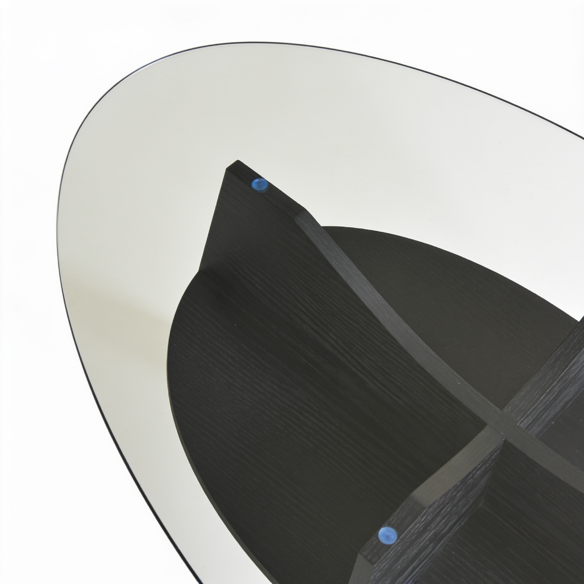 Detail plateau ovale verre trempe vue dessus Vitrame